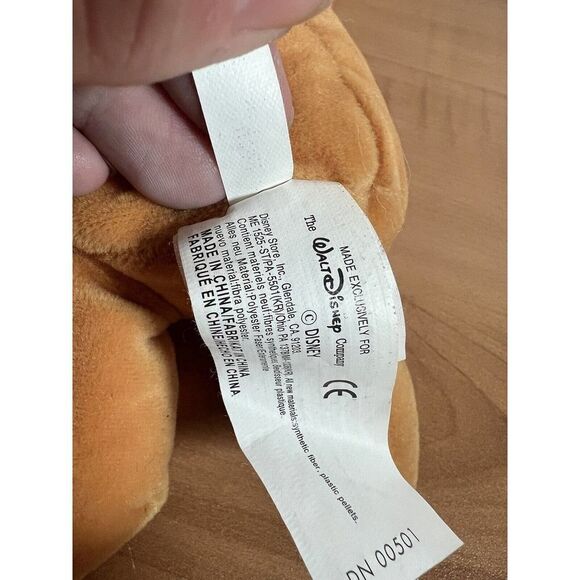 Disney Store Winnie the Pooh Easter Bonnet Bean Bag Plush - Picture 7 of 9